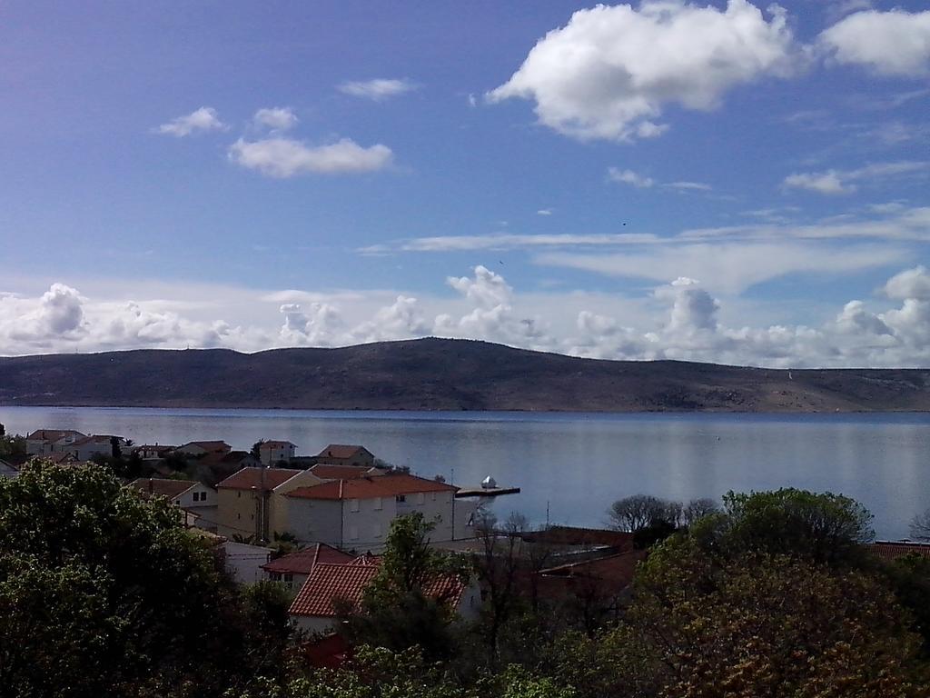 Apartments Vukelic Starigrad Paklenica Esterno foto