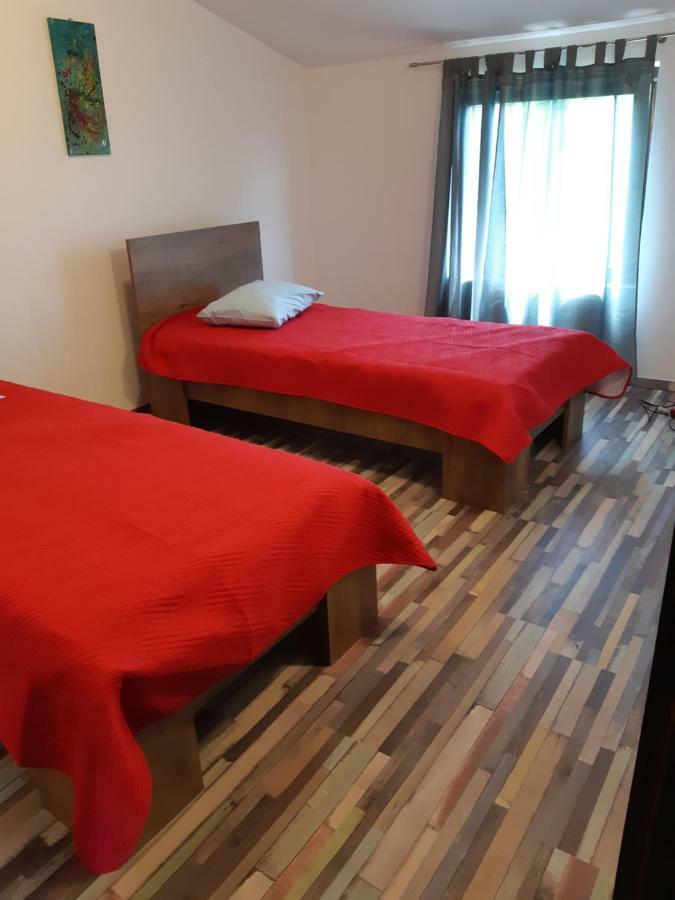 Apartments Vukelic Starigrad Paklenica Esterno foto