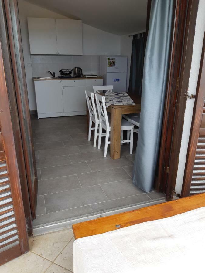 Apartments Vukelic Starigrad Paklenica Esterno foto
